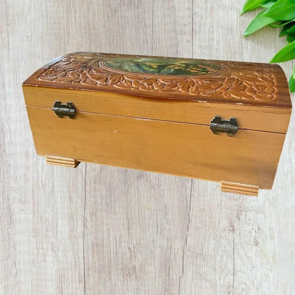 VINTAGE Cedar Footed Wood JEWELRY BOX Carved Decoupage Village MIRROR LID 1950’s